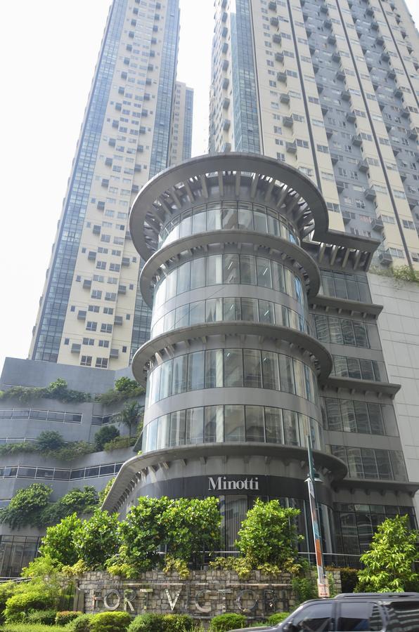 Victoria Soho Suites Manila Dış mekan fotoğraf